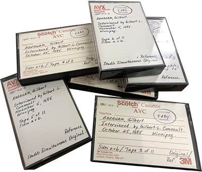 pile de cassettes audio